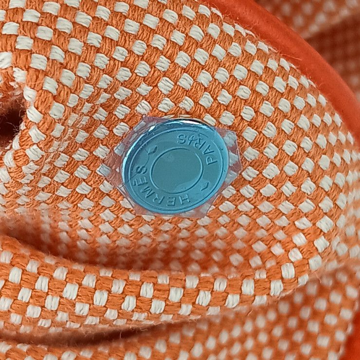 日本未入荷★HERMES クラウディア シュシュ ヘアゴム オレンジ HERMES （新品・未使用品）エルメス シュシュ ベラ ゴム ヘア