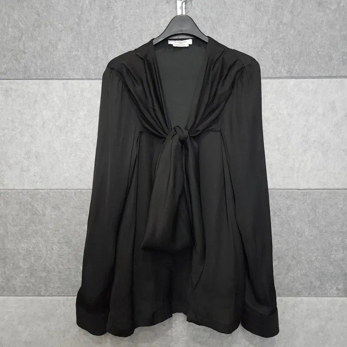 Givenchy ジバンシィ ビック ボー 装飾 レディース ブラウス サイズ 36