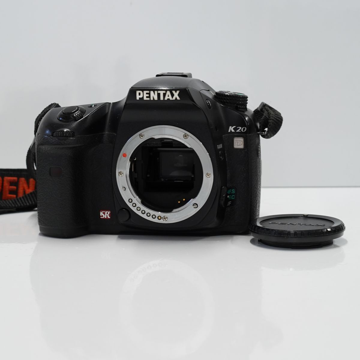 PENTAX K20D ボディ USED美品 本体+バッテリー デジタル一眼レフ ボディ内手ブレ補正 防塵 防滴 完動品 ウィット メルカリ