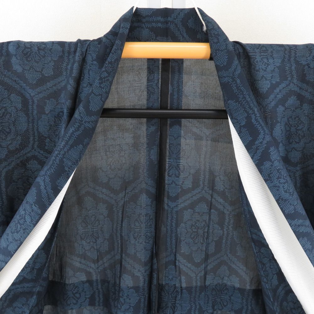 紬 着物 夏紬 正絹 夏大島 紺色 亀甲に華紋模様 単衣 広衿