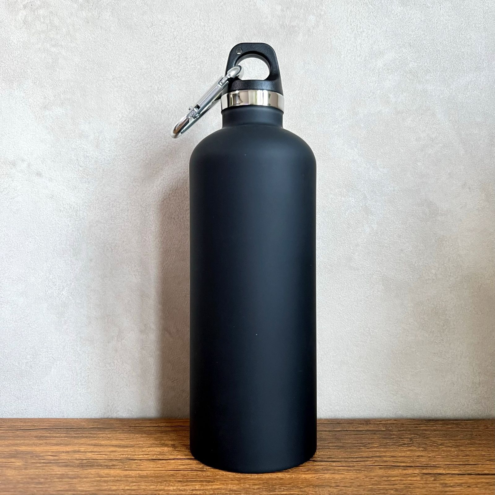 新品未使用箱付き】プラダ ステンレスボトル タンブラー 水筒 - メルカリ