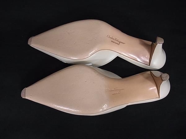 Salvatore ferragamo フェラガモ　ミュール　サンダル　レザー Salvatore Ferragamo サルヴァトーレフェラガモ ミュール レザー