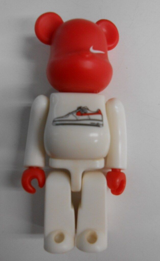 MEDICOMTOY BE@RBRICK NIKE エアフォース1(赤/白)/BE@RBRICK 100