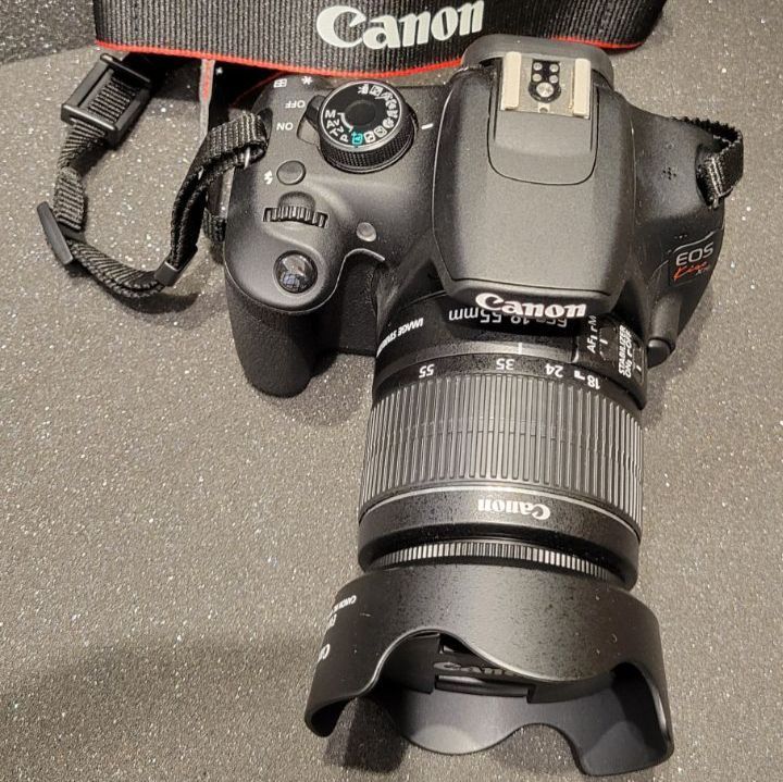 ✨美品 ほぼ未使用✨Canon EOS Kiss X7i ダブルレンズセット Canon kiss X7i 望遠ダブルレンズセット キヤノン EOS Kiss X7 ダブル