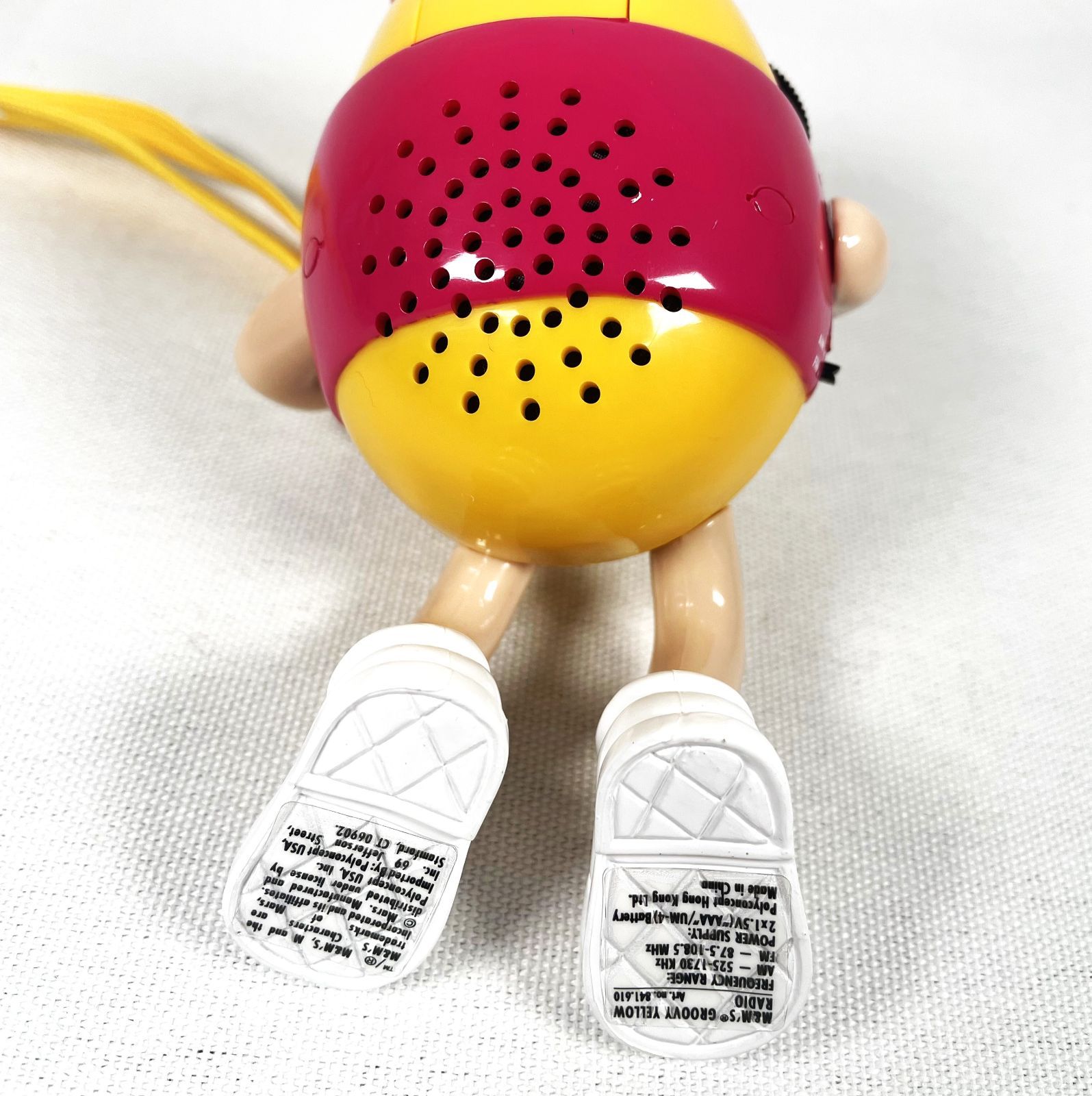 M&M Radio with Headphones エムアンドエムズ ラジオ ヘッドフォン