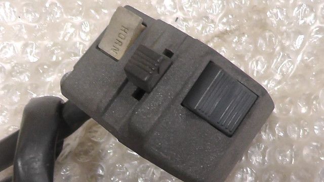 ナルディ ボルティー NJ47A の ハンドルスイッチ 左 :#1757382947 - メルカリ