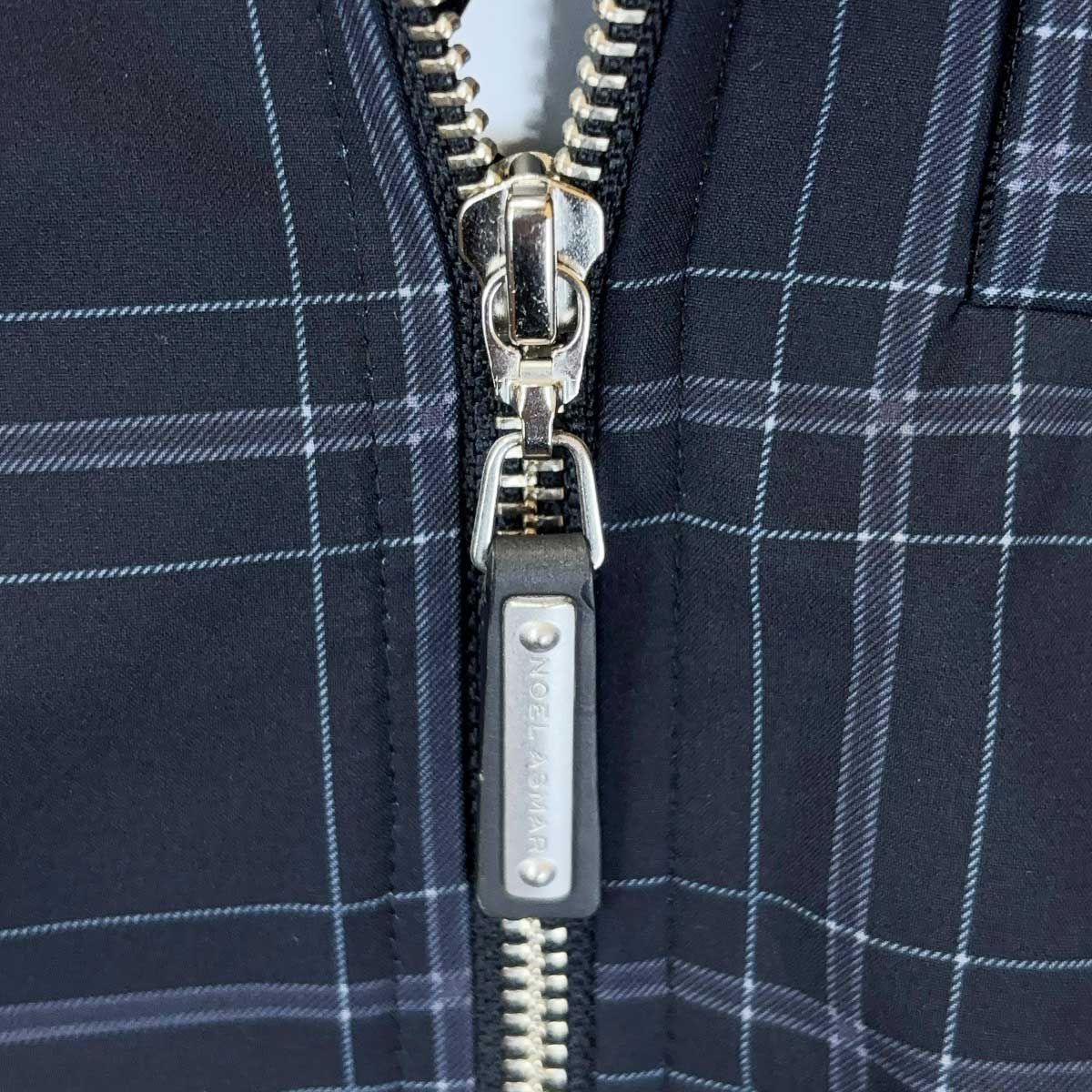 2040 フード取り外し