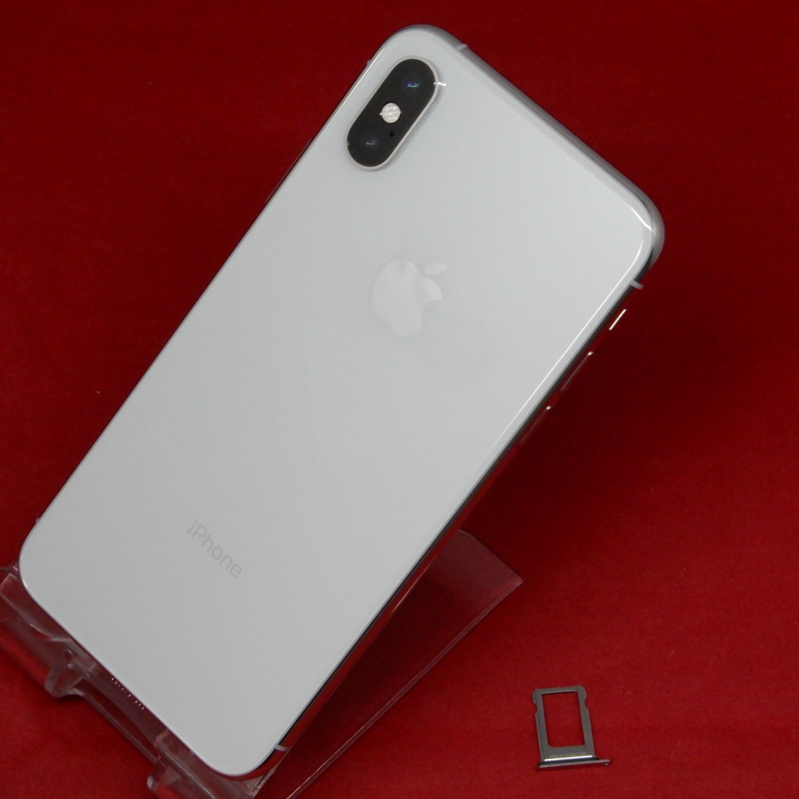 iPhone - [SIMロック解除済]　iPhone XS　256GB　docomo　シルバー iPhone Xs 256GB シルバー ドコモSIMロック解除済 - メルカリ