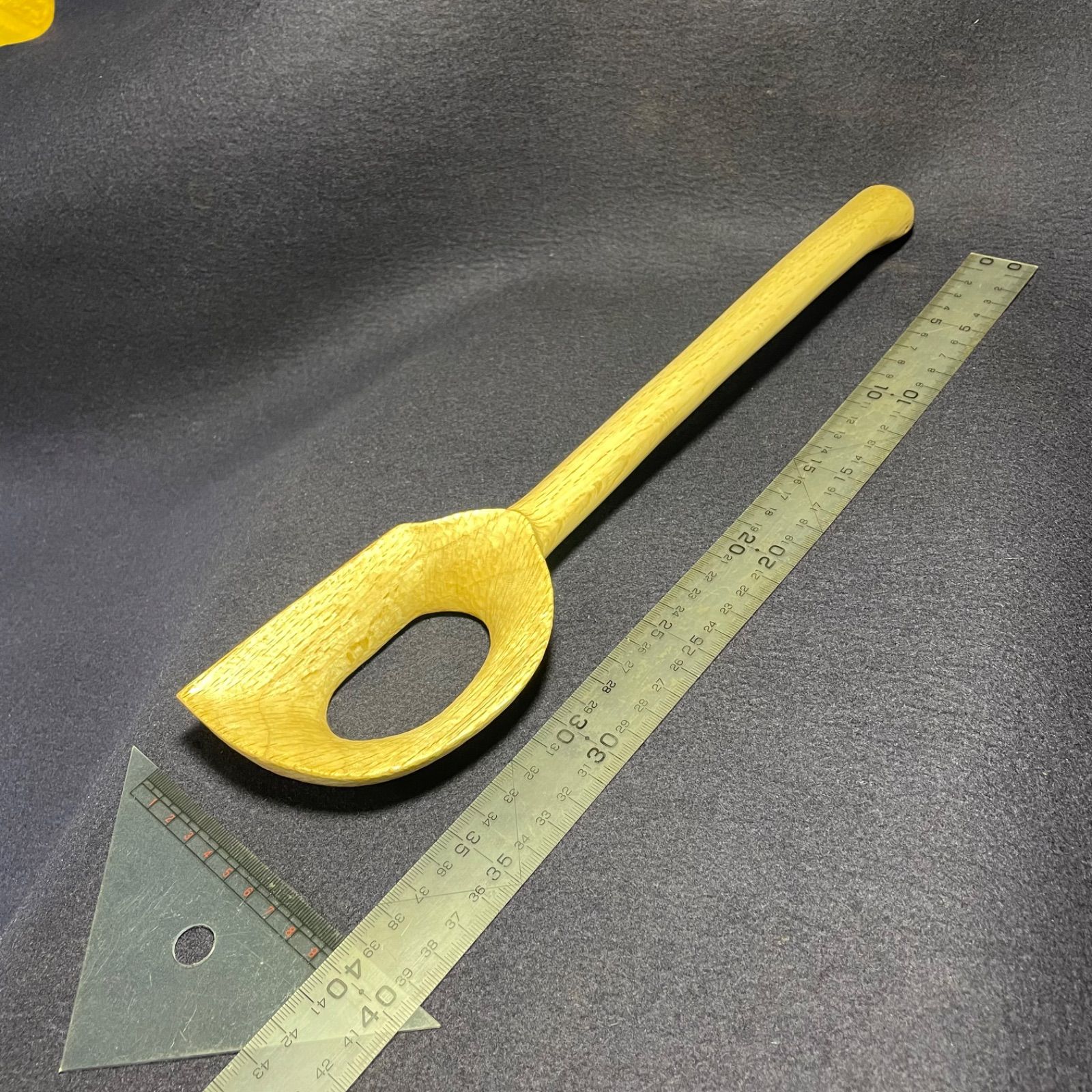 木彫リゾットスプーン38cm(QR141) 樫 削り出し 彫り跡 乾燥材 手彫り 一点物 調理 攪拌 カトラリー 工作 アウトドア