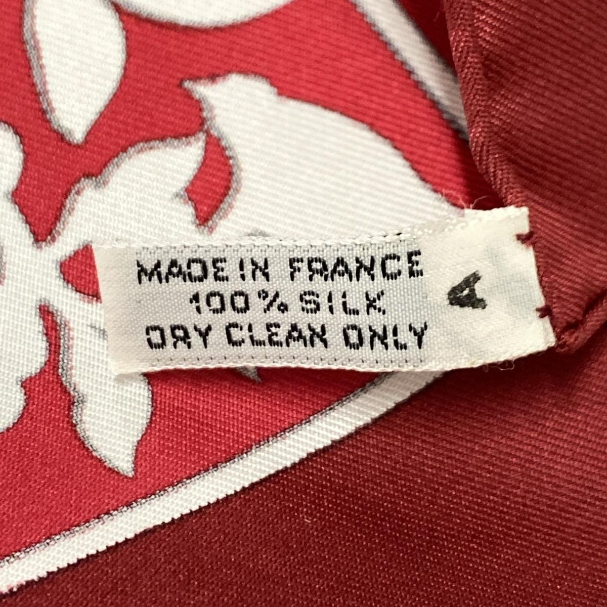 美品 HERMES プリーツスカーフ 90カレ ボルドー系 美品 HERMES プリーツスカーフ 90カレ ボルドー系