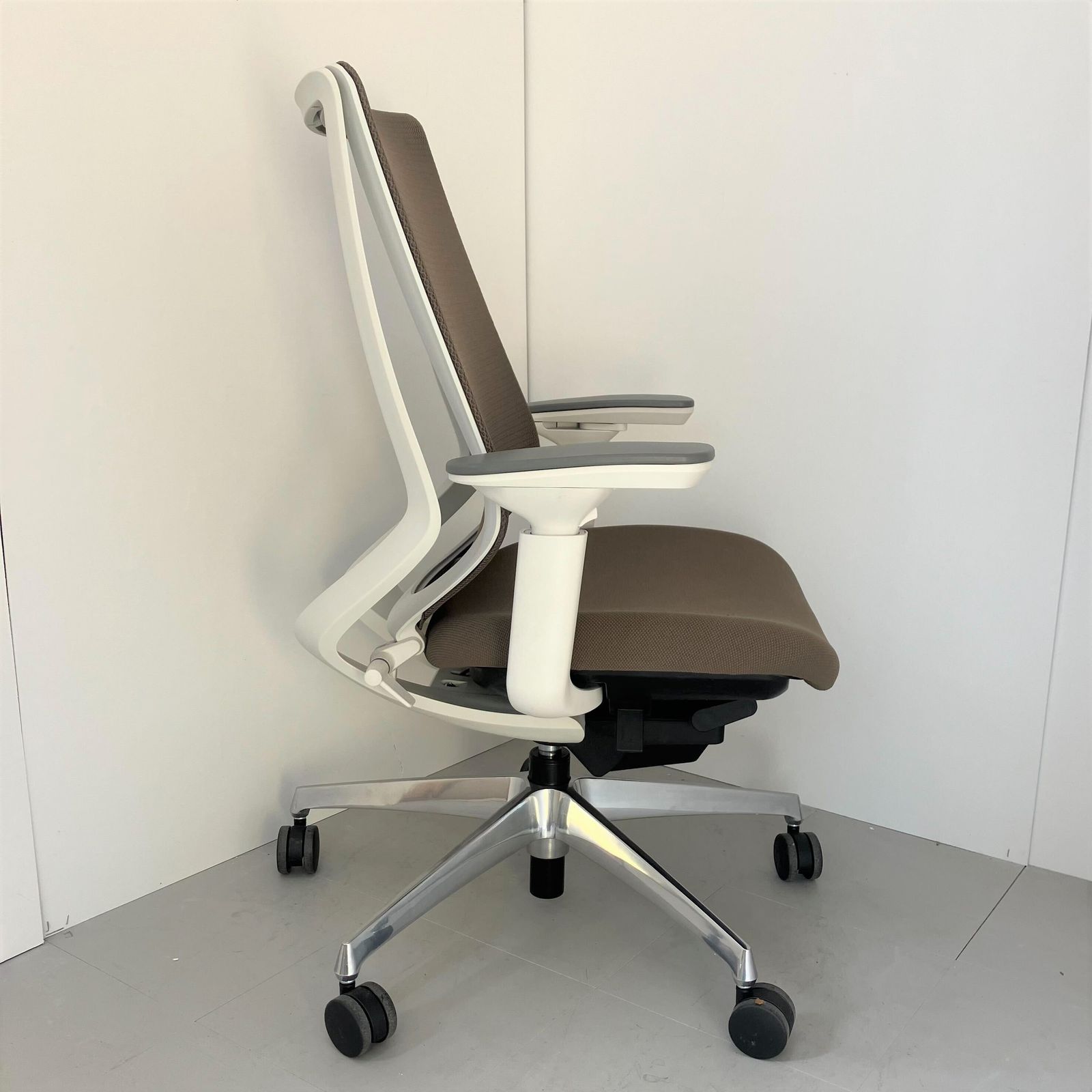 【中古 S(美品)】Duora(デュオラ) CR-GA3011E1KZM6-WNN 中古 S(美品)】Duora(デュオラ) CR-GA3011E1KZM6-WNNの通販 by