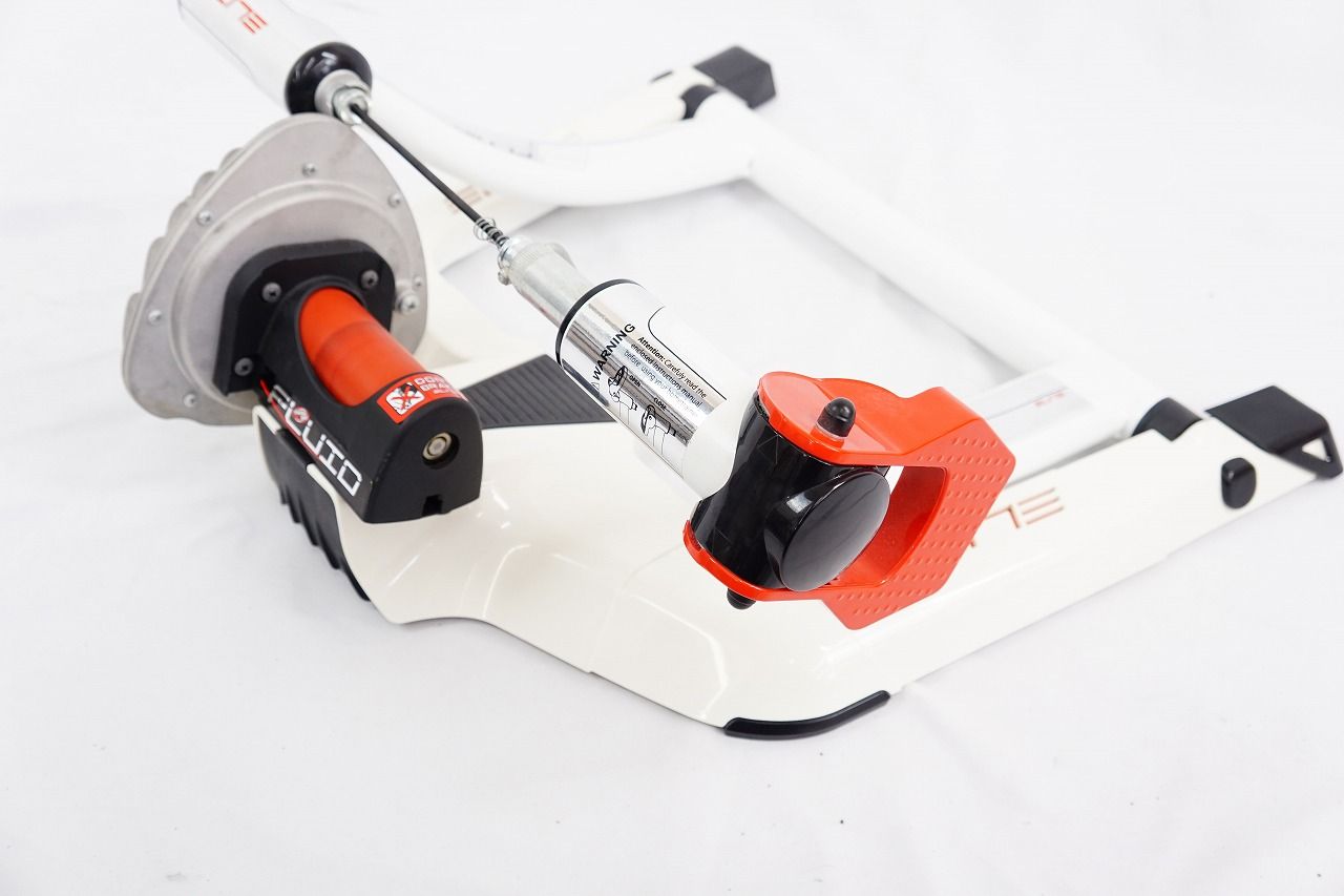 ELITE 油圧式静音サイクルトレーナー QUBO FLUID ELITE（エリート