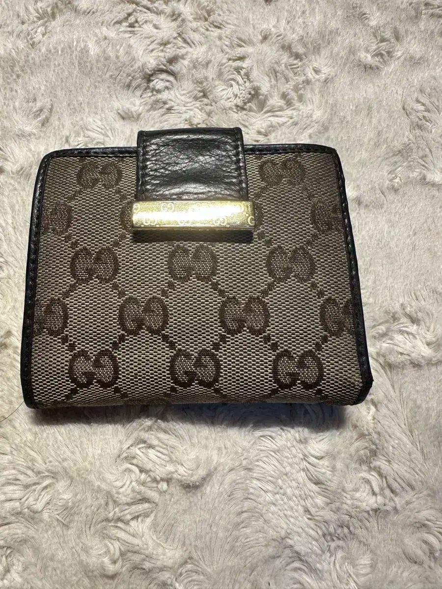 ヴィンテージ GUCCI グッチ 二つ折り財布