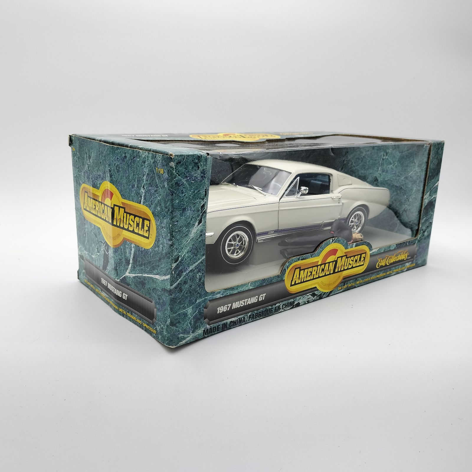 【車体のみ】オートアート 1/18 フォード・マスタングGT ミニカー 1/18 フォード マスタング GT 2010 レッド【72913】 | オート