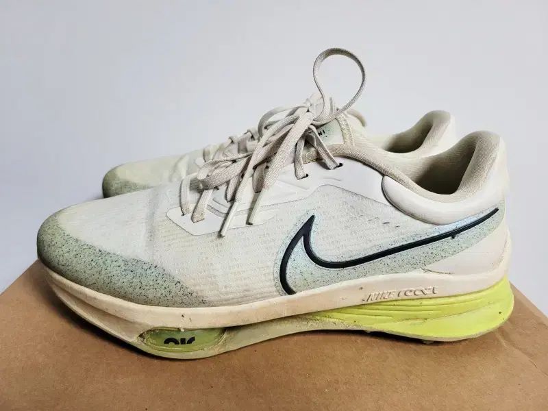 パーリーゲイツ ローカット ソフトスパイク ゴルフシューズ 定3.5万 24 パーリーゲイツ ローカット ソフトスパイク ゴルフシューズ 定3.5万 24