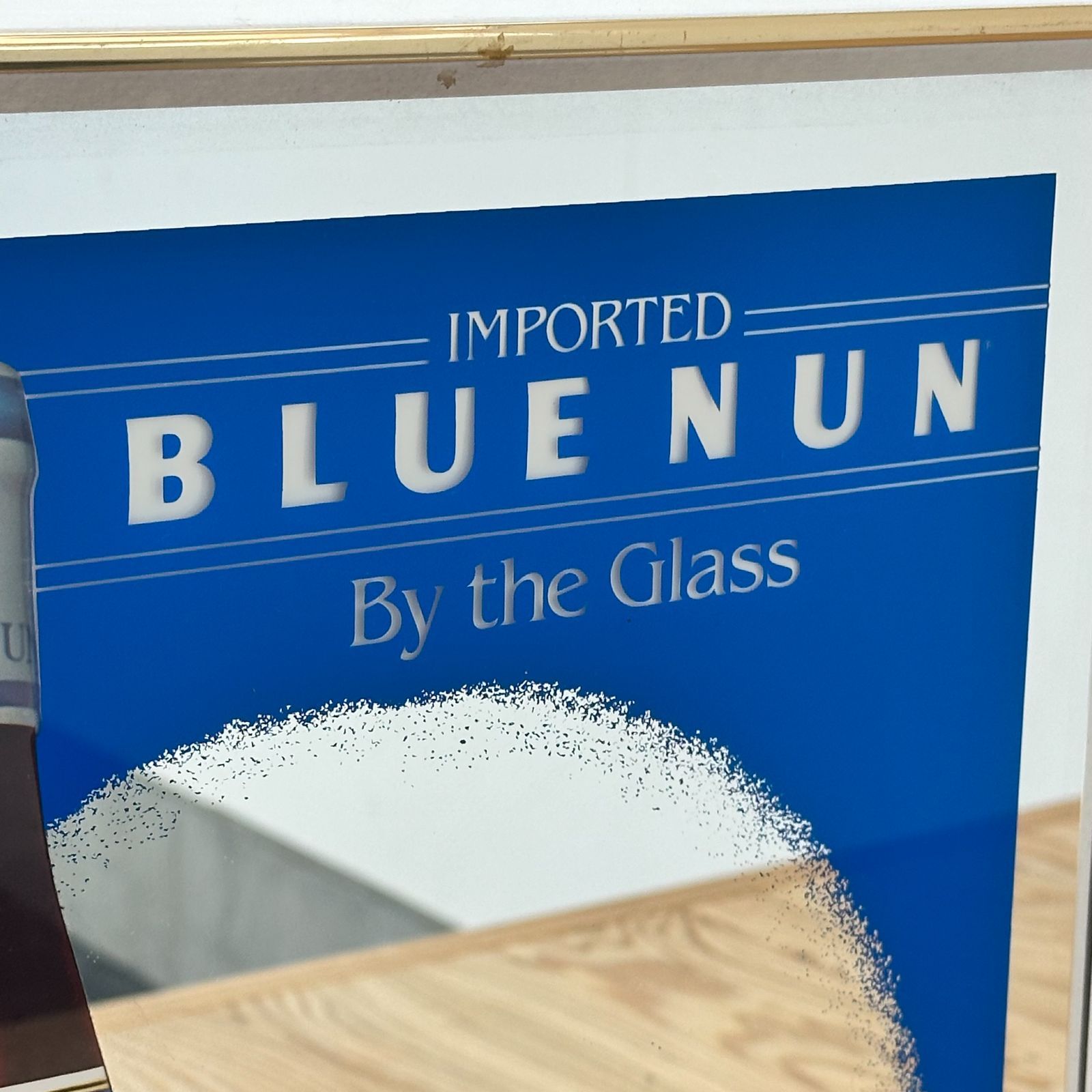 BLUE NUNパブミラー