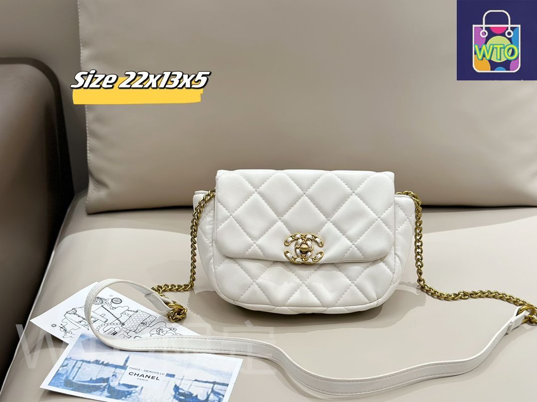 ★週末セール【極美品】コーチシークィン チェーン ミニハンドバッグ スパンコール ジョニー バッグ・クリスタル | COACH/コーチ | 三越伊勢丹