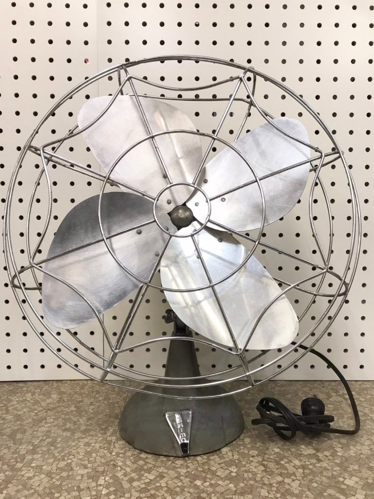 USA 50's ビンテージ　扇風機　レトロ　アンティーク ヴィンテージ 50年以上前のビンテージ扇風機がおしゃれに復活【昭和レトロ