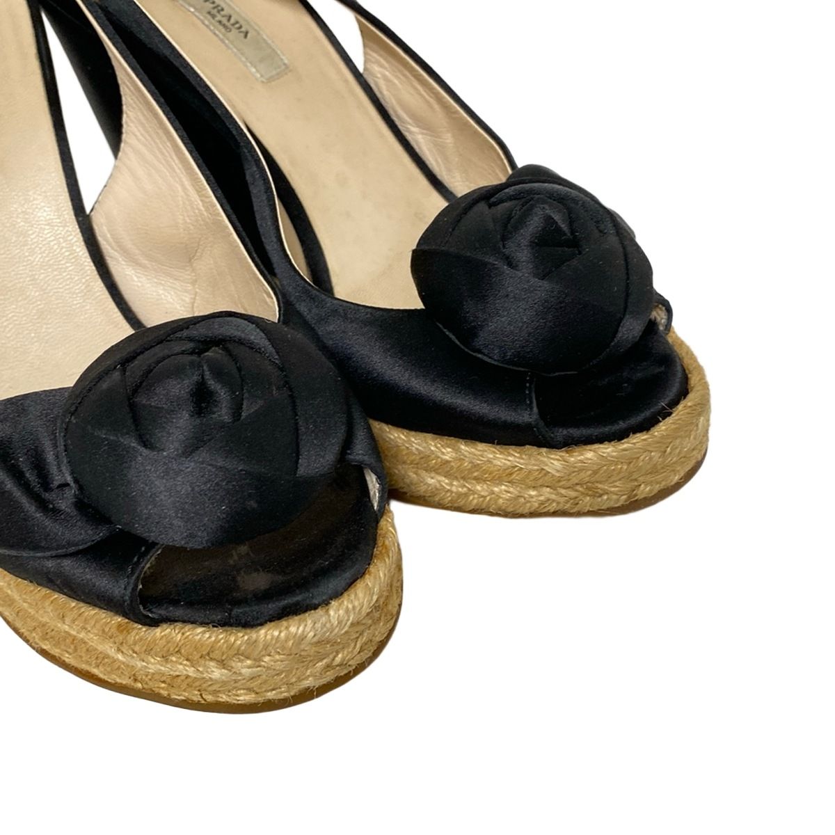 PRADA(プラダ) サンダル 35 1/2 レディース - 黒 ウェッジソール