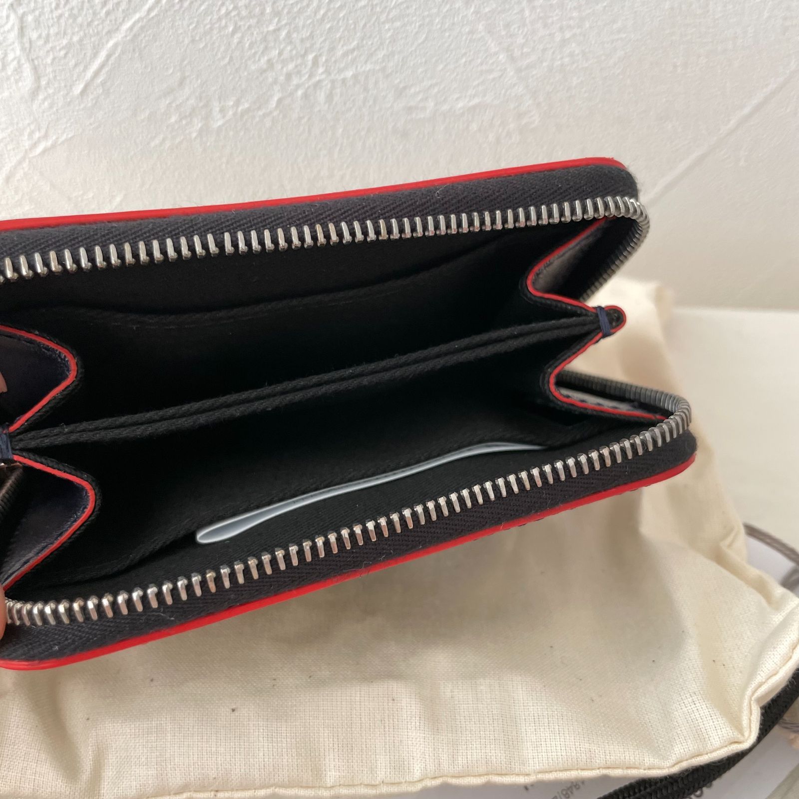 新品】Marni（マルニ）ネックストラップ付き 財布 - メルカリ