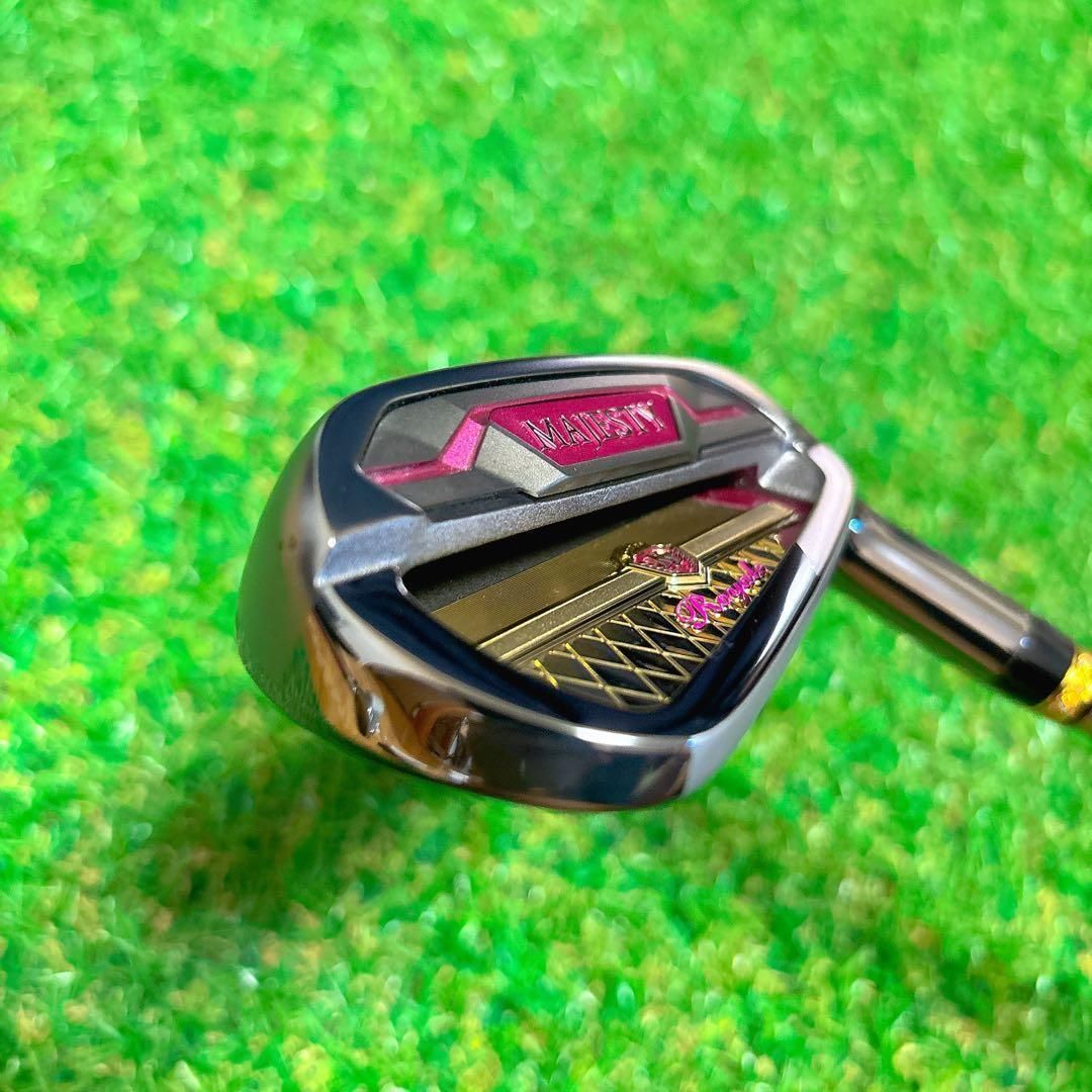 ほぼ新品　MAJESTY 2023 ロイヤル レディース 7番アイアン ほぼ新品 MAJESTY ROYAL2023 ロイヤル レディース 7番アイアン