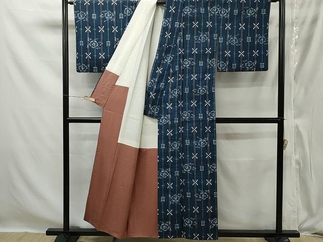 平和屋着物▽上質な紬 単衣 葡萄蔦の葉 正絹 逸品 未