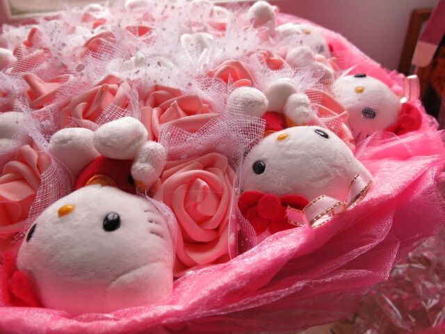 誕生日プレゼント キティ 花束 フラワーギフト キティいっぱい入り キティ ブーケ プレゼント フラワーギフト YUZUMIYA_COM