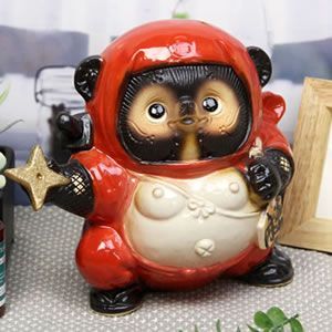 信楽焼 5色から選べる 手裏剣忍者狸 福を呼ぶ縁起物の陶器 タヌキ 信楽焼