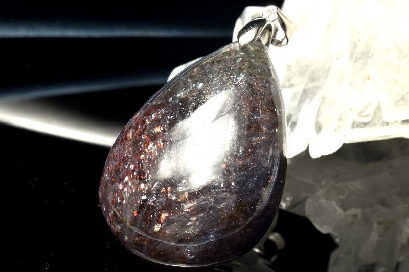 １点物 シルバー925 ブラッドショット内包 アイオライトサンストーン 36x25mm ドロップ ペンダントトップ パワーストーン 天然石 _PC6510
