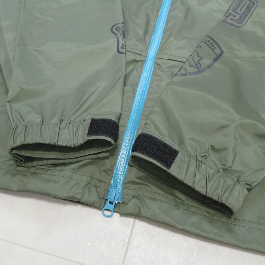 GATES ジップアップ