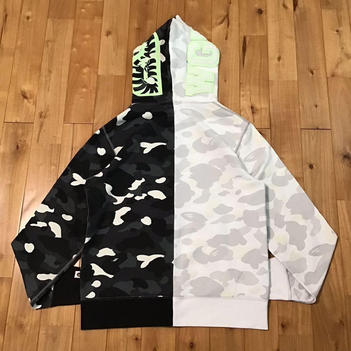BAPE シティカモ シャークパーカー 蓄光 M 灰色 A BATHING APE