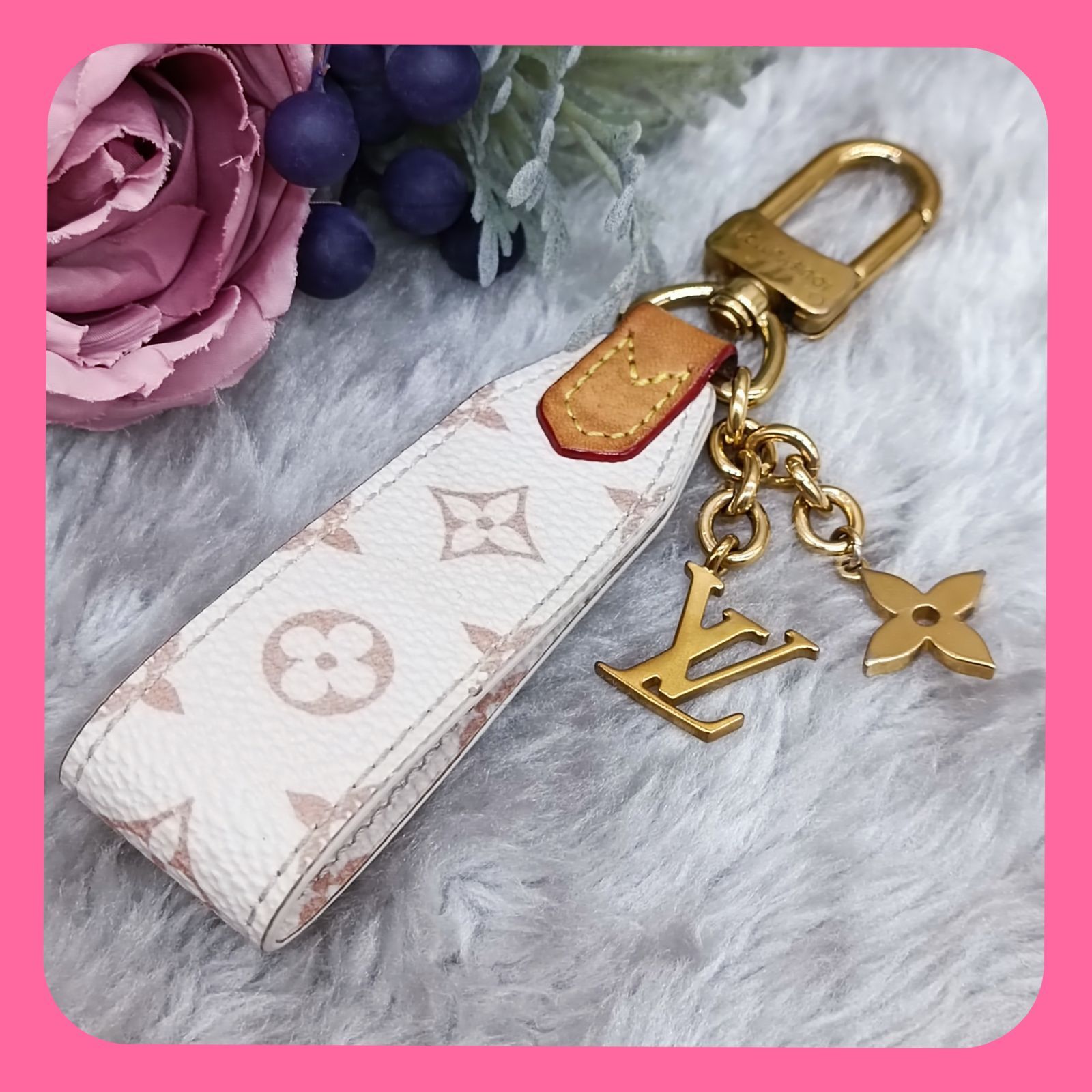 LOUISVUITTON 》 ルイヴィトン キーホルダー LVチェリシュド