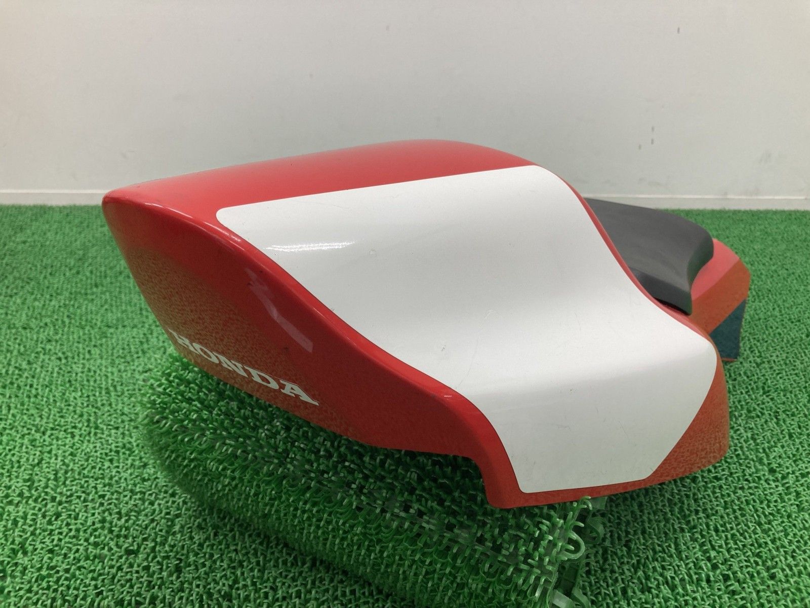 NSR50 テールカウル GT4K ホンダ 純正 バイク 部品 AC10 95年カラー Nチビ エヌチビ メインシート 車検 Genuine eY