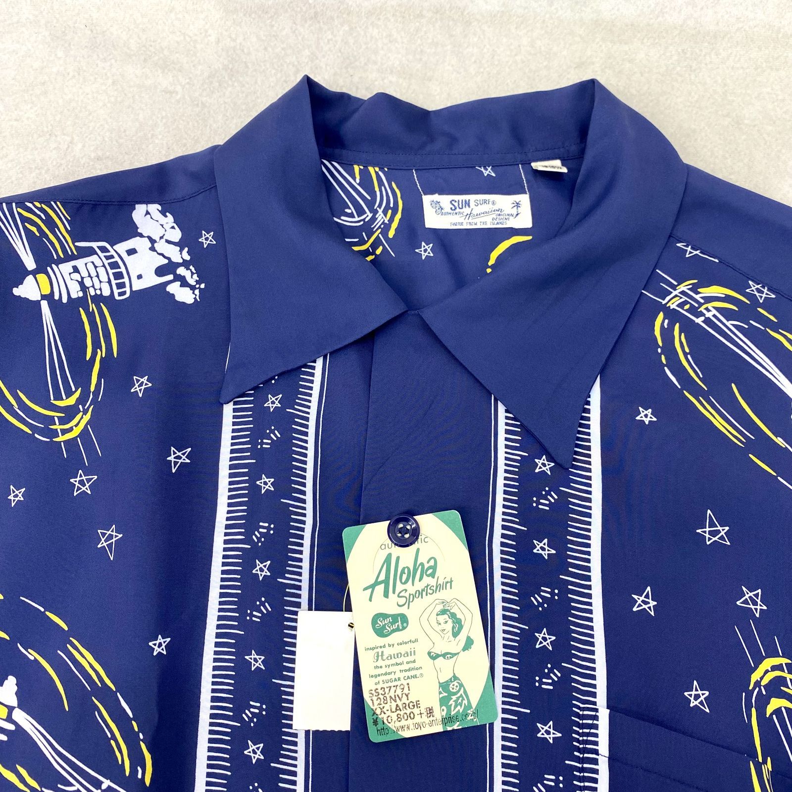 未使用 SUN SURF 灯台柄 アロハシャツ SS37791 トップス