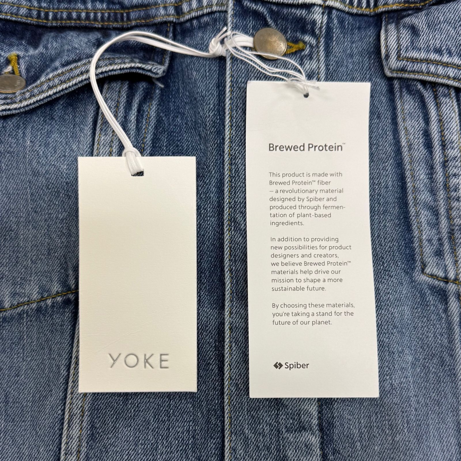 ジャケット・アウター 24SS Brewed Protein DENIM TRUCKER JACKET ヨーク“切りっぱなしカラー”デニムジャケットなど、人工繊維