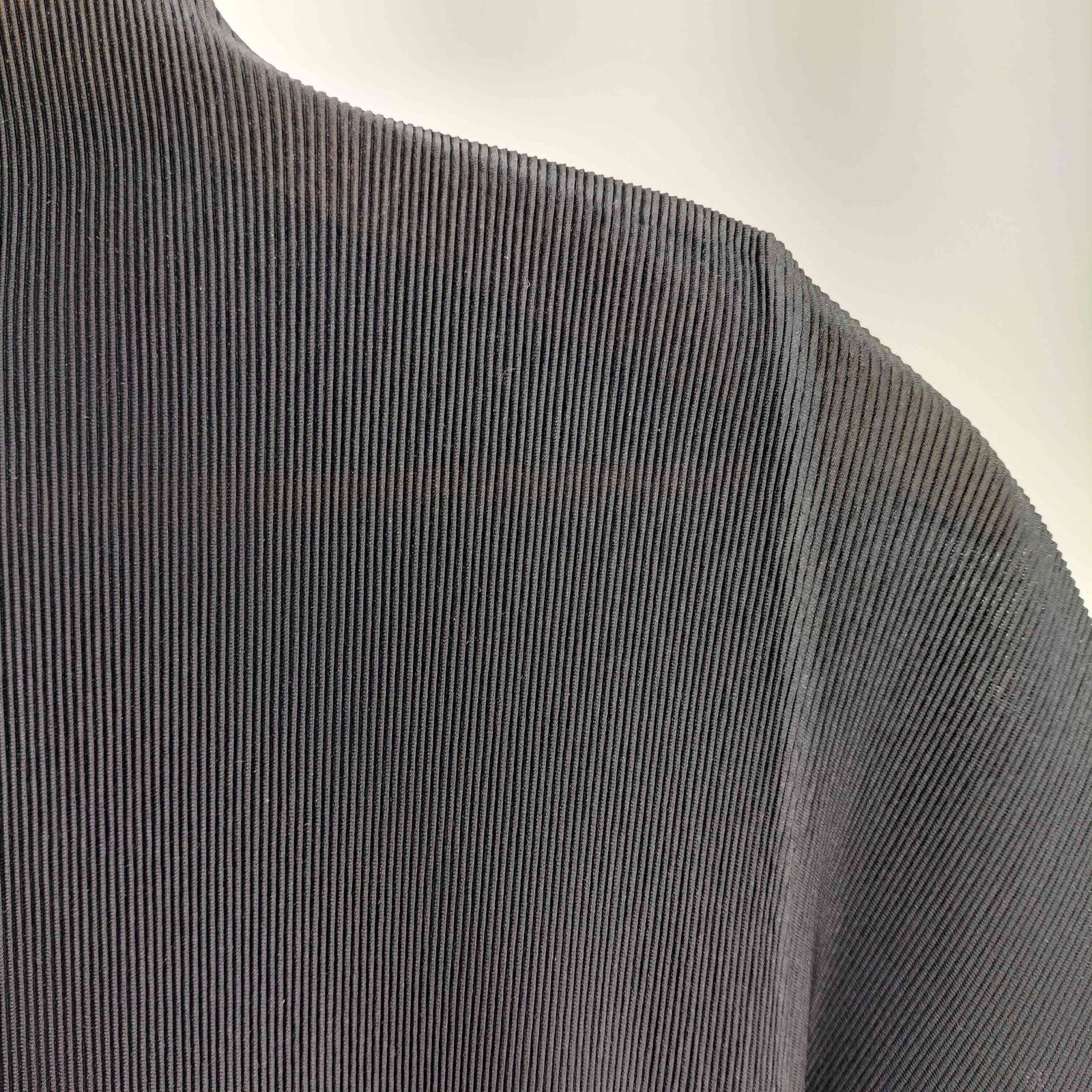 ISSEY MIYAKE プリーツ半袖カットソー ハイネック プリーツプリーズ PLEATS PLEASE ISSEY MIYAKE】【日本製】プリーツプリーズ