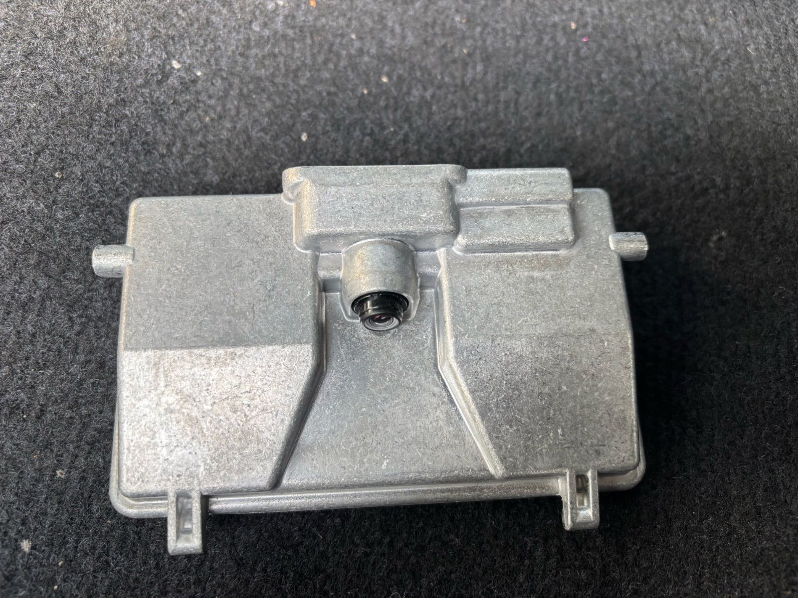 VW ゴルフ ヴァリアント AUCHP 単眼カメラ レーンキープカメラ フォワードレコグニションカメラ