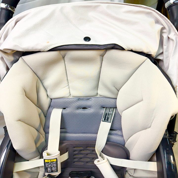 コンビホワイトレーベル クロスゴー ベビーカー エッグショック