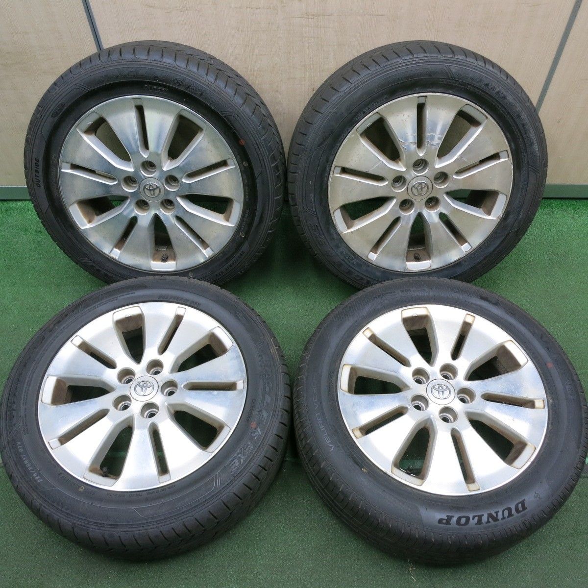 *送料無料* バリ溝！21年！9.5分トヨタ 10系 アルファード 純正 225/55R17 グッドイヤー イーグル LS EXE ダンロップ VEURO 304 PCD114.3/5H4060904HAノ