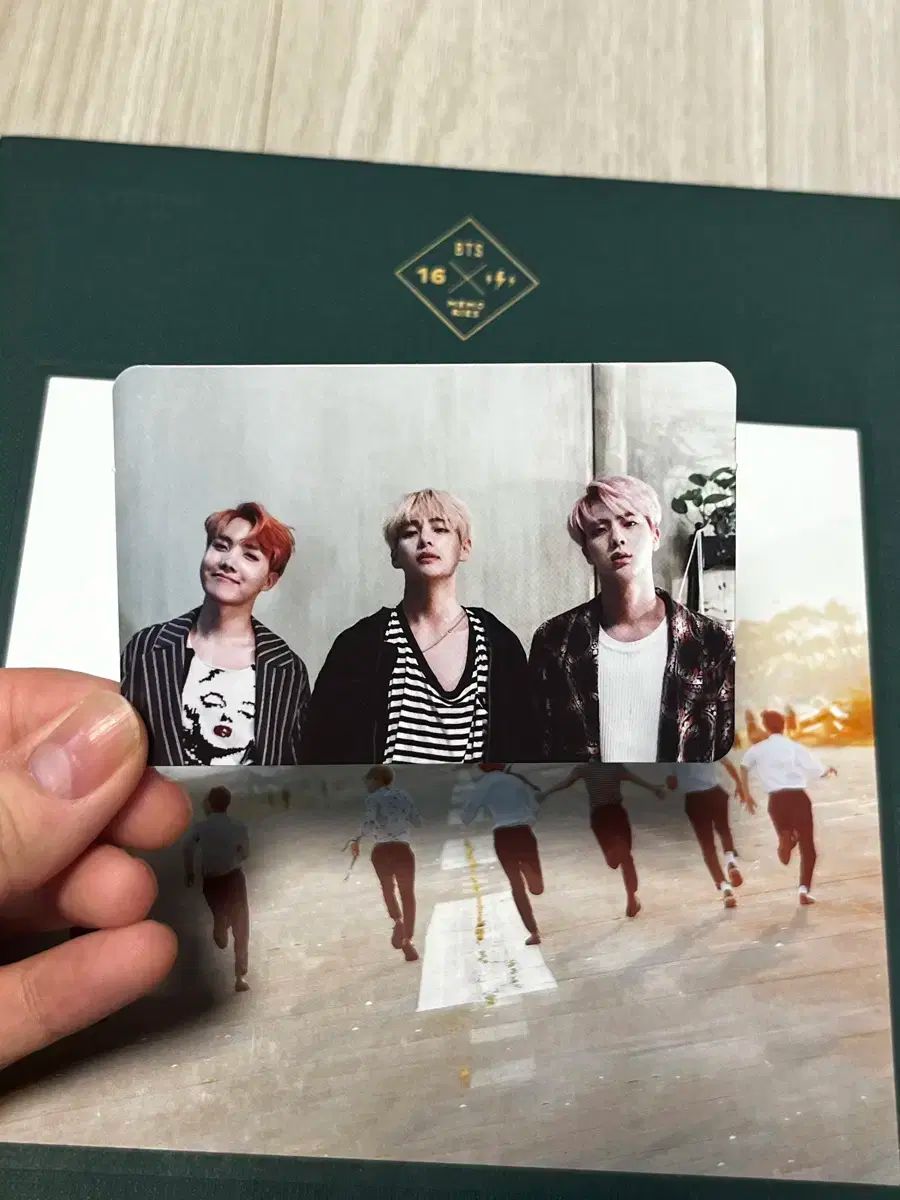 BTS 防弾少年団 バンタン BTS メモリーズ 2016 フォトカード付属