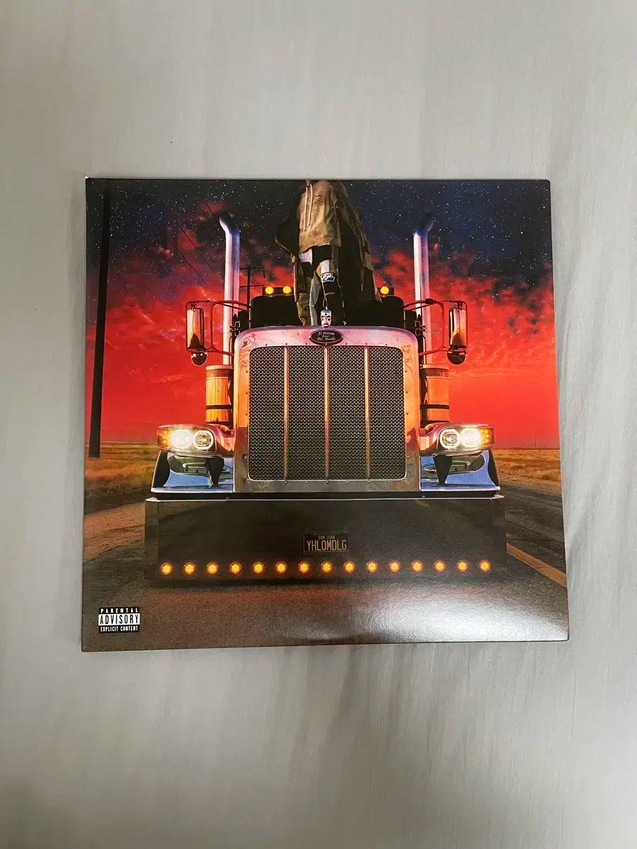 バッド バニー El Ultimo Tour Del Mundo ベーシッククラス