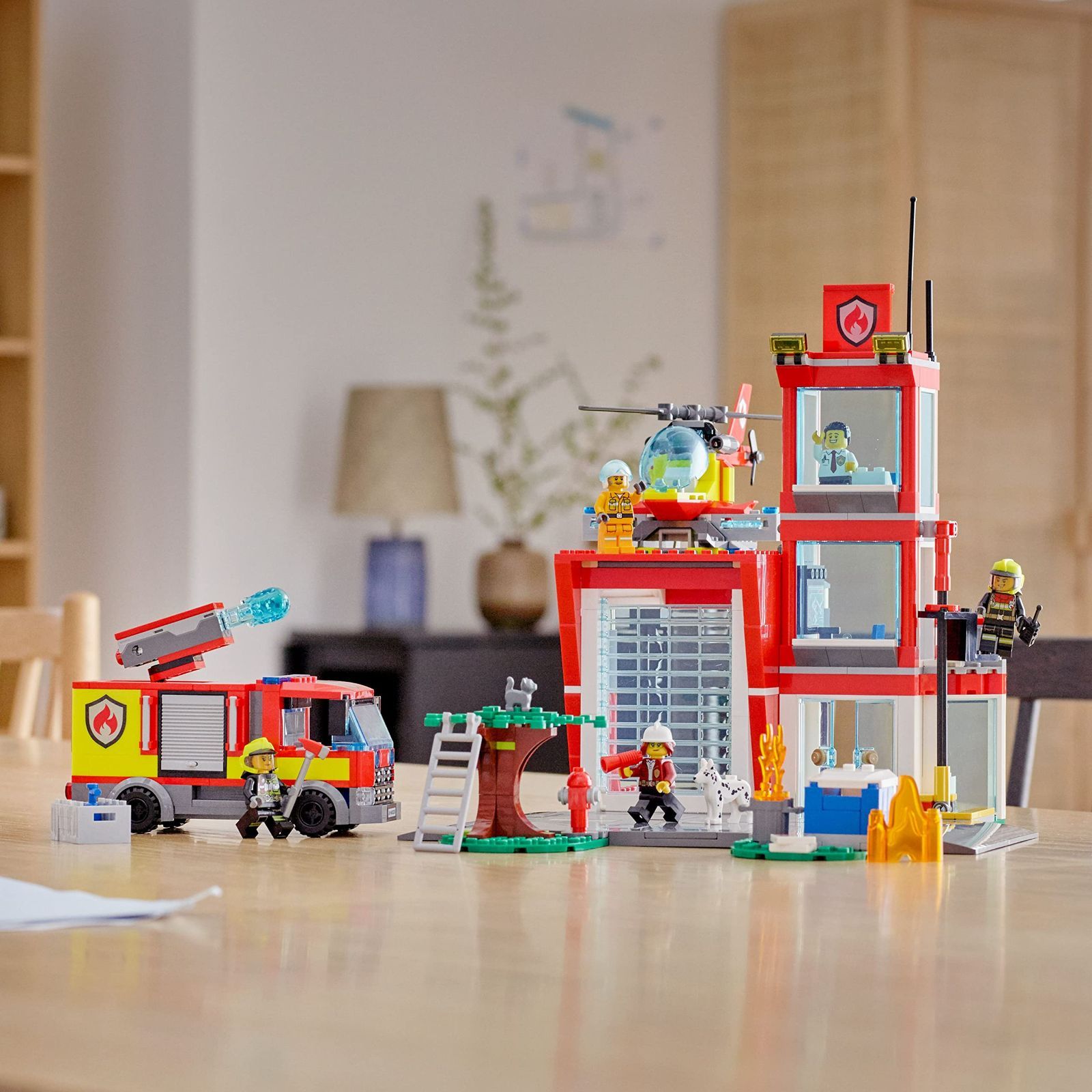 特価商品レゴLEGO シティ 消防署 60320 おもちゃ ブロック プレゼント