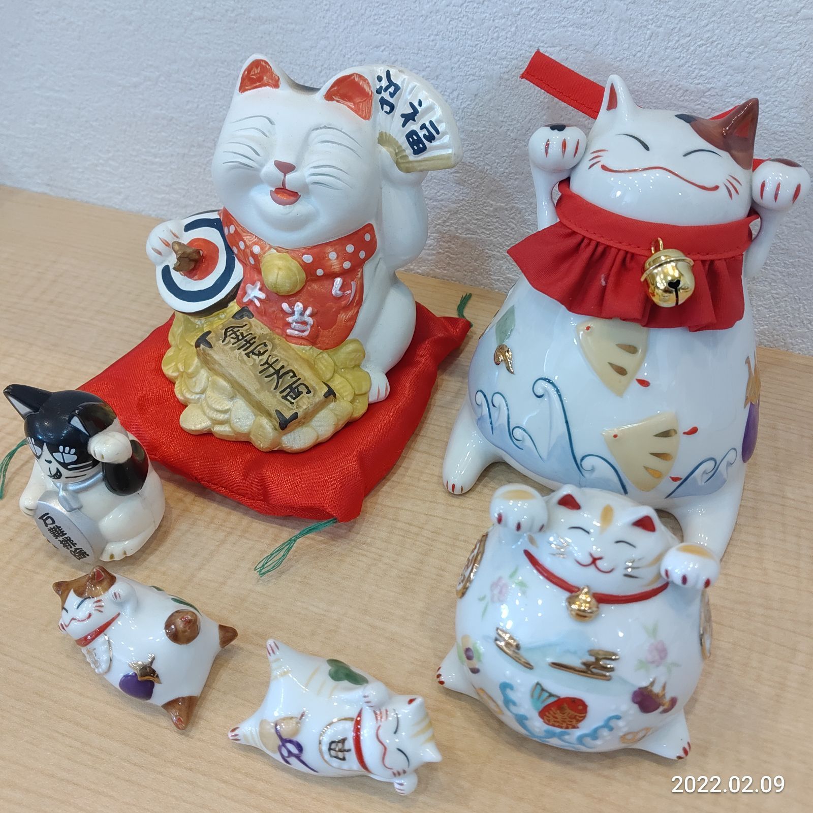 猫グッズ】招き猫 貯金箱 置物 ねこ好き【まとめ売り】金運アップ 開運