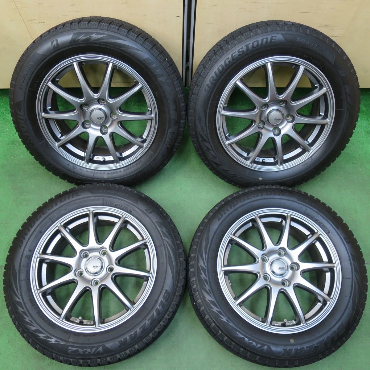 送料無料] キレイ☆スタッドレス 205/60R16 ブリヂストン ブリザック 