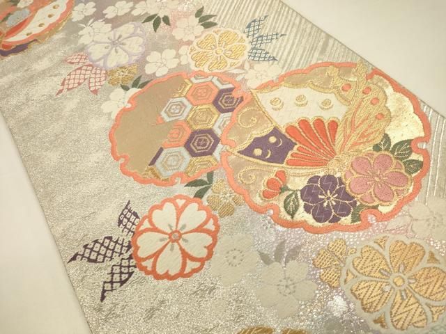 グレー地と金糸織りに雪輪と疋田柄　袋帯 袋帯 美品 秀品 やまと 雪輪 シルエット 金銀糸 灰紫 六通 正絹