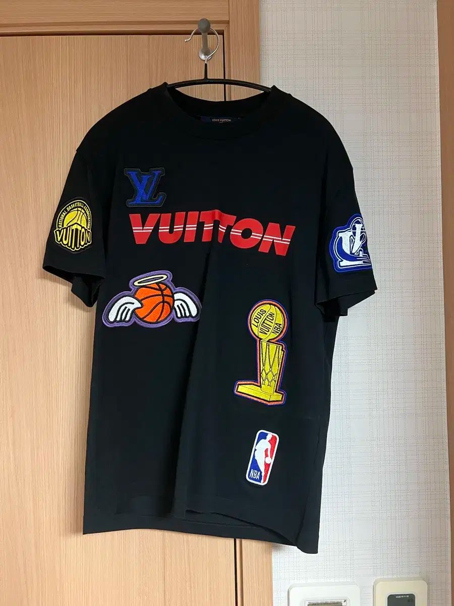 Louis Vuitton ルイヴィトン NBA マルチロゴ 半袖