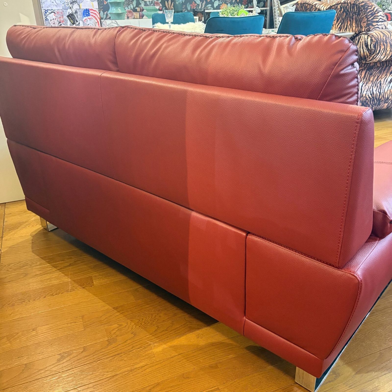 レッド×ブラック