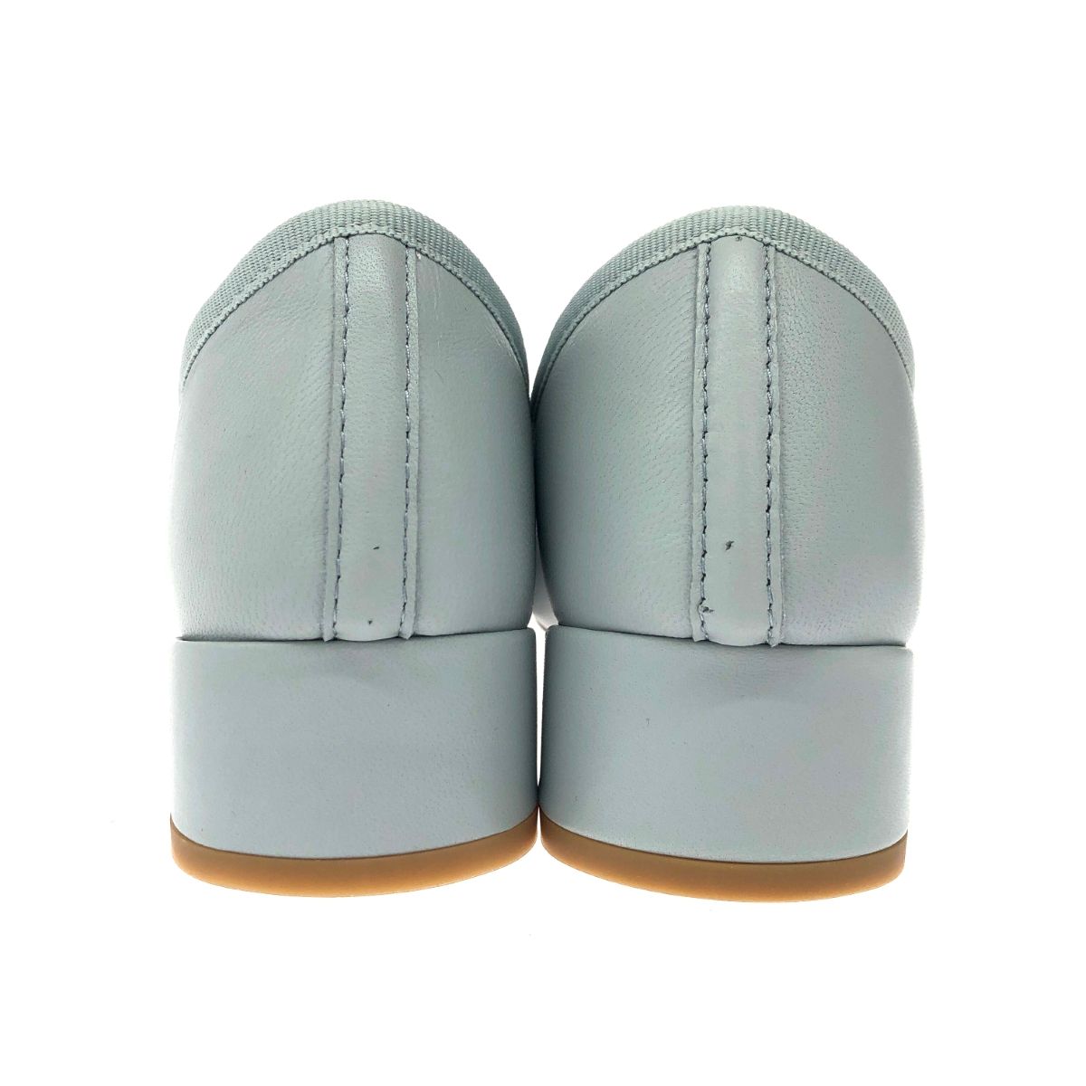 バレエシューズ