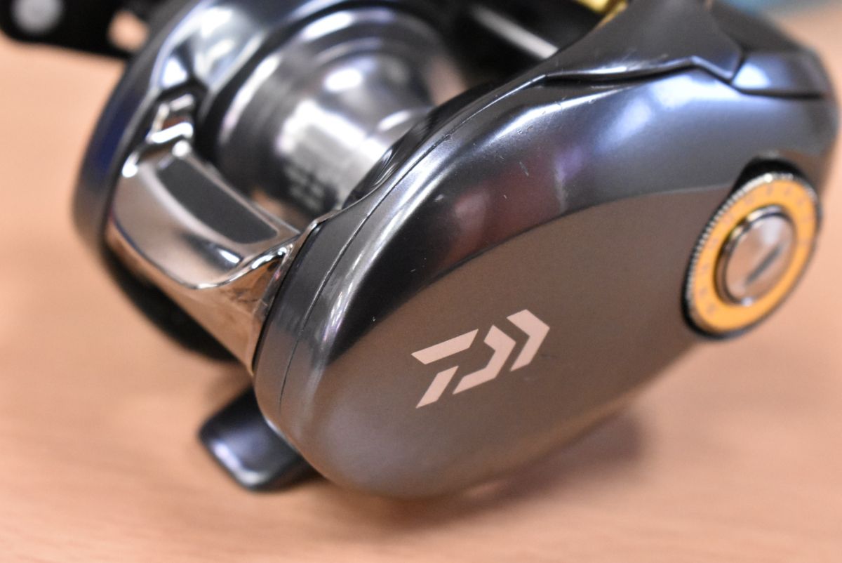DAIWA - ダイワ 17タトゥーラsv tw 6.3 左ハンドル ダイワ(Daiwa) 20TATULA(タトゥーラ) SV TW 103SHL 左ハンドル