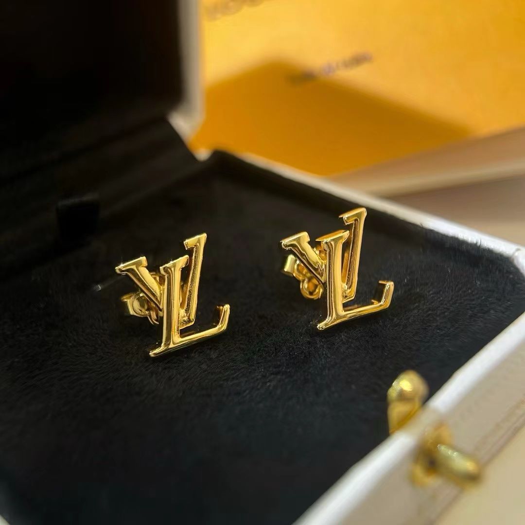 Louis Vuitton ルイヴィトンピアス ゴールド